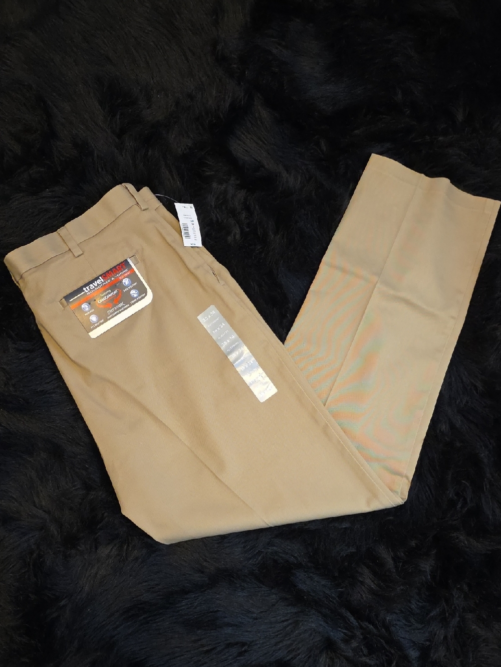 Roundtree & Yorke Men's Khaki Travel Chinos - Tan